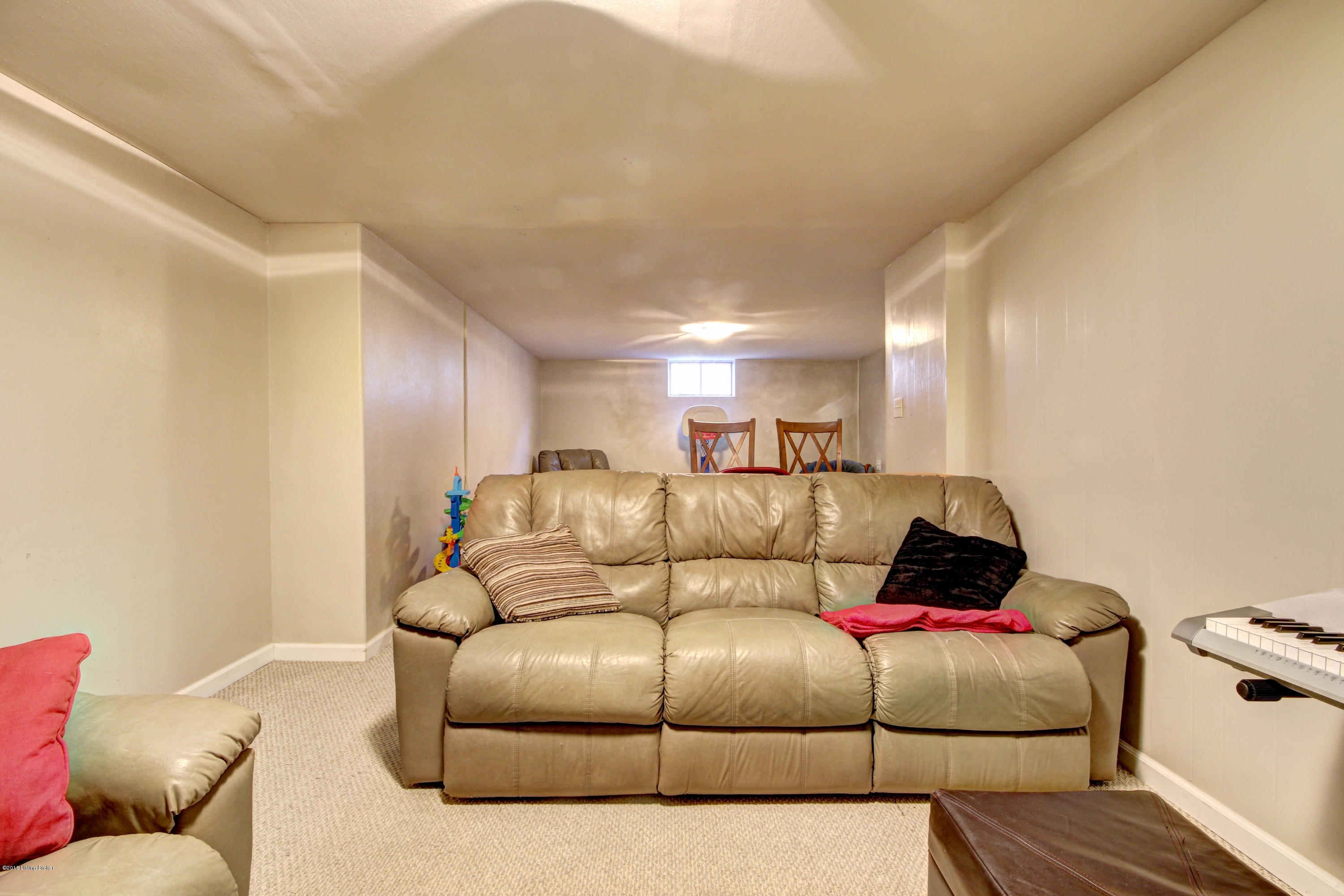 3727 Rouge Way Louisville, KY 40218 - Photo 33 of 38 Rouge Way #33