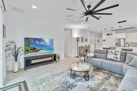 $360,000 | 413 Sapphire Drive, Davenport, FL 33837