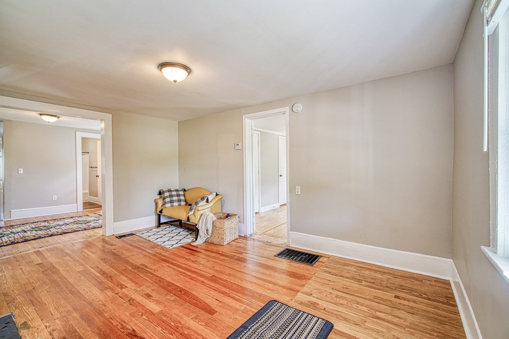 252 Abner Creek Road Greer, SC 29651 - Photo 12 of 32 Gallery Image 12