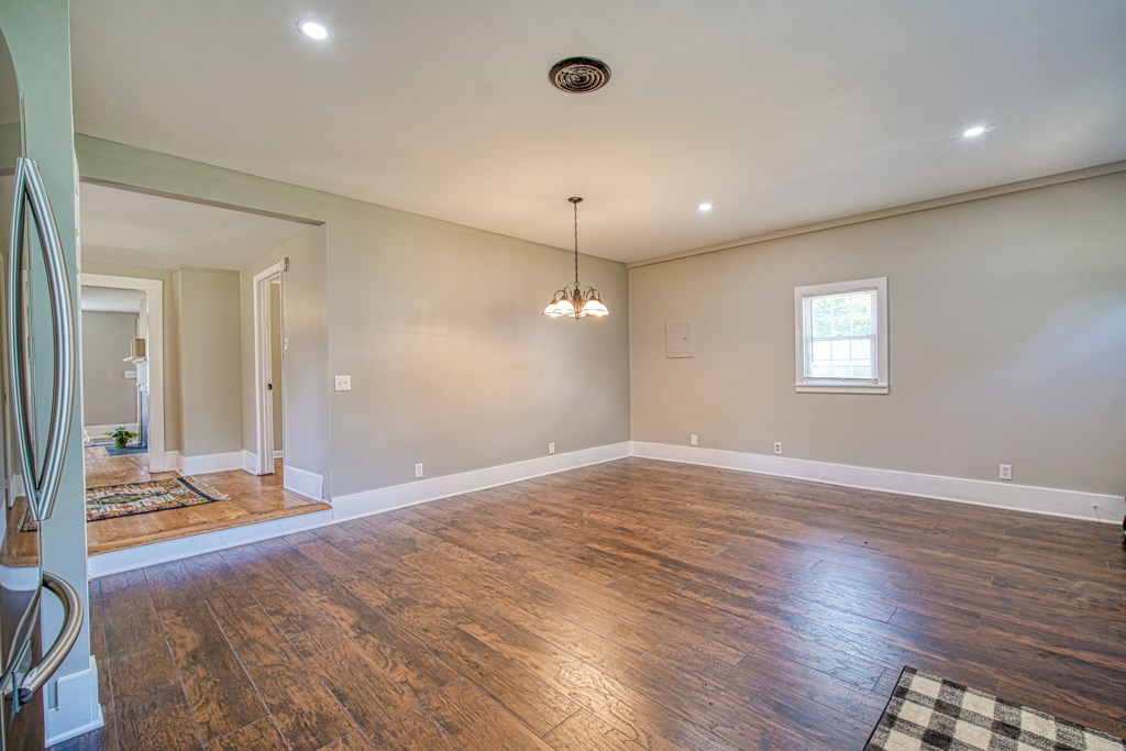 252 Abner Creek Road Greer, SC 29651 - Photo 7 of 32 Gallery Image 7