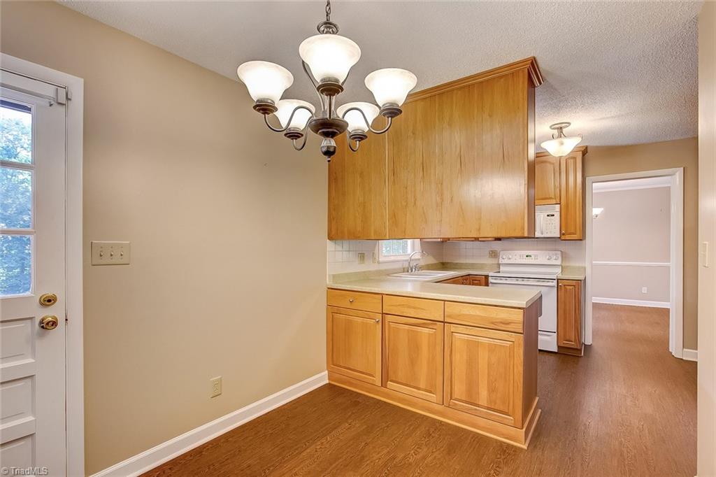 214 Kirk Road Greensboro, NC 27455 - Photo 13 of 30 Gallery Image 13