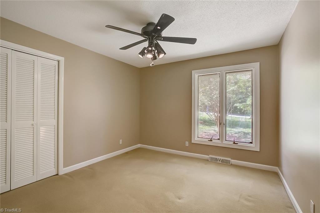 214 Kirk Road Greensboro, NC 27455 - Photo 14 of 30 Gallery Image 14
