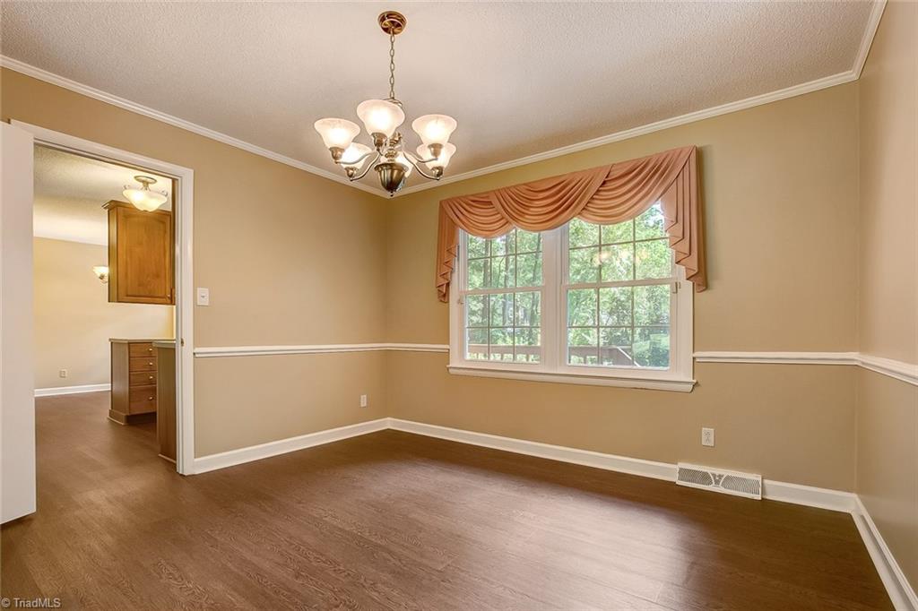 214 Kirk Road Greensboro, NC 27455 - Photo 8 of 30 Gallery Image 8