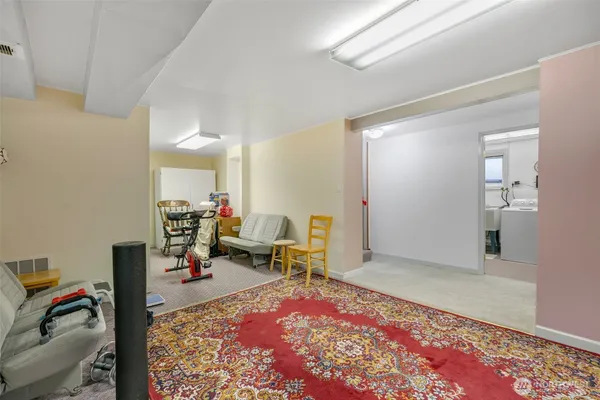 $899,950 | 929 Northwest 59th Street, Seattle, WA 98107