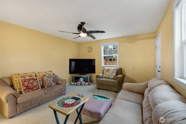 $899,950 | 929 Northwest 59th Street, Seattle, WA 98107