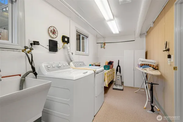 $899,950 | 929 Northwest 59th Street, Seattle, WA 98107