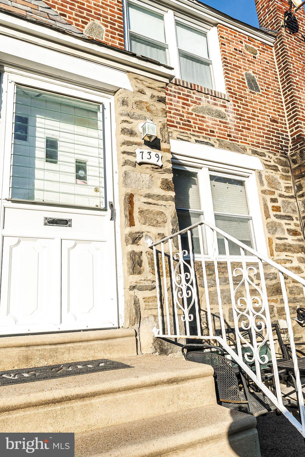 739 Fairfax Road Drexel Hill, PA 19026 - Photo 3 of 18