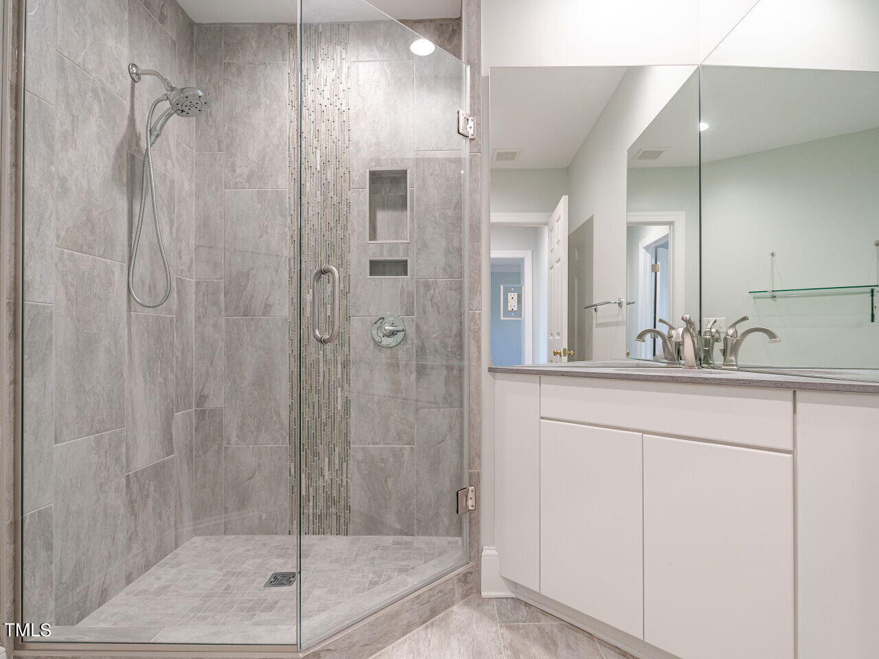 2807 Hazelwood Drive Raleigh, NC 27608 - Photo 19 of 39 Main Floor Full Bath