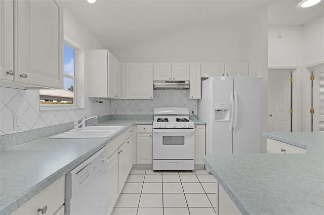 $300,000 | 1270 Weaton Court, The Villages, FL 32162