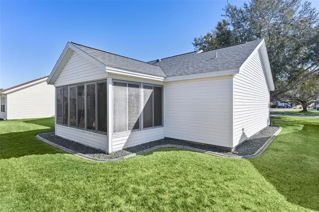 $300,000 | 1270 Weaton Court, The Villages, FL 32162