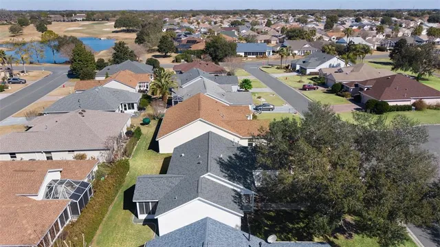 $300,000 | 1270 Weaton Court, The Villages, FL 32162