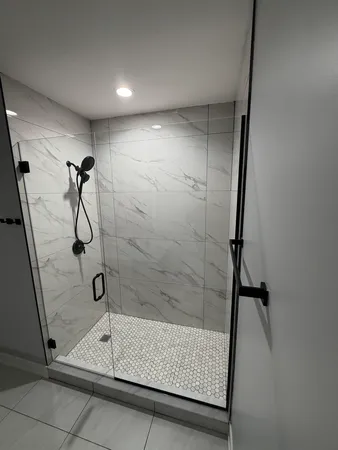 $2,595 | 2622 West Adams Street, Unit 3, Chicago, IL 60612