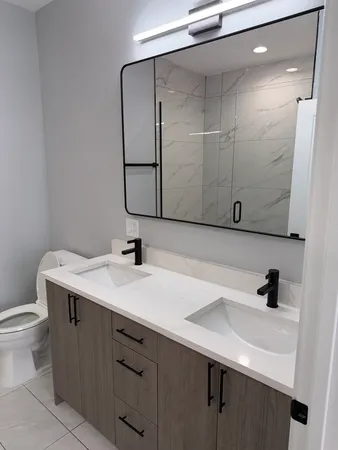 $2,595 | 2622 West Adams Street, Unit 3, Chicago, IL 60612