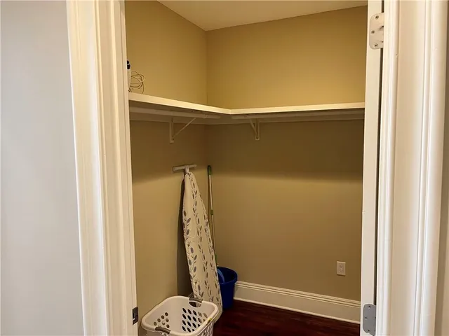 $5,025 | 210 Baronne Street, Unit 1807, New Orleans, LA 70112