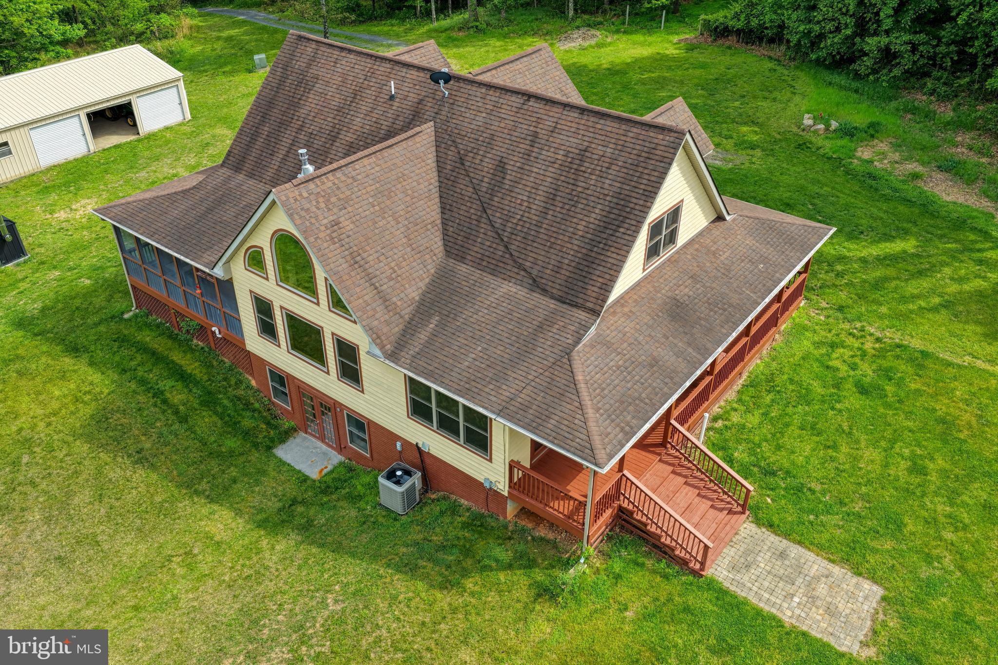 224 Oates Road Star Tannery, VA 22654 - Photo 4 of 57