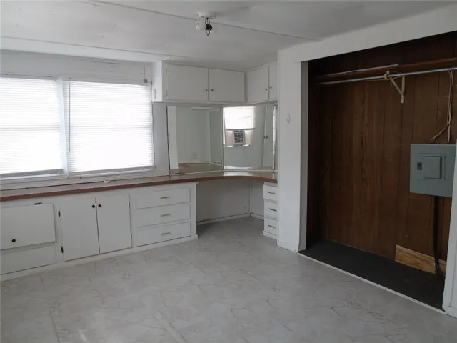 $1,100 | 910 Bunton Lane, Unit D, Uhland, TX 78640