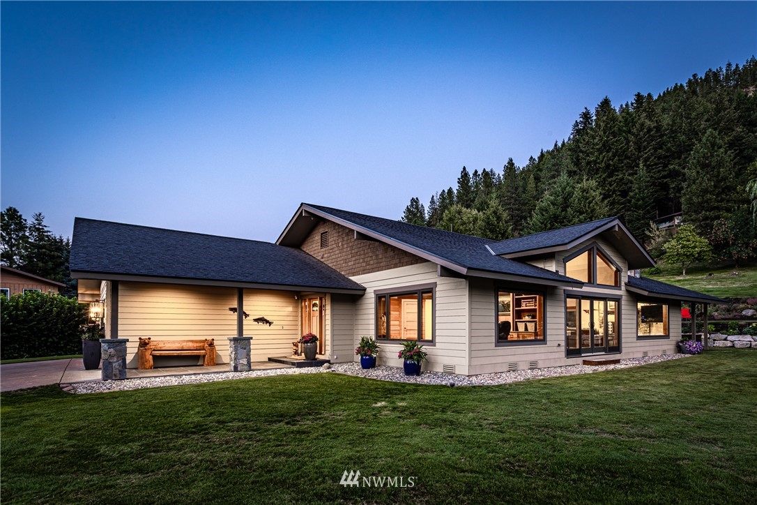 9739 Dye Road Leavenworth, WA 98826 - Photo 1 of 25 Gallery Image 1