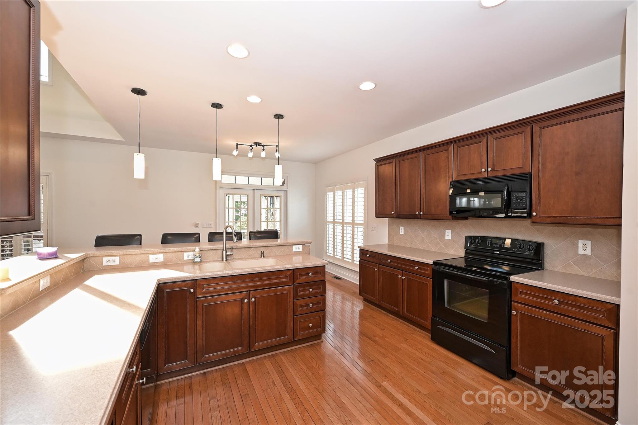 8816 Castle Cliff Drive Matthews, NC 28105 - Photo 19 of 43