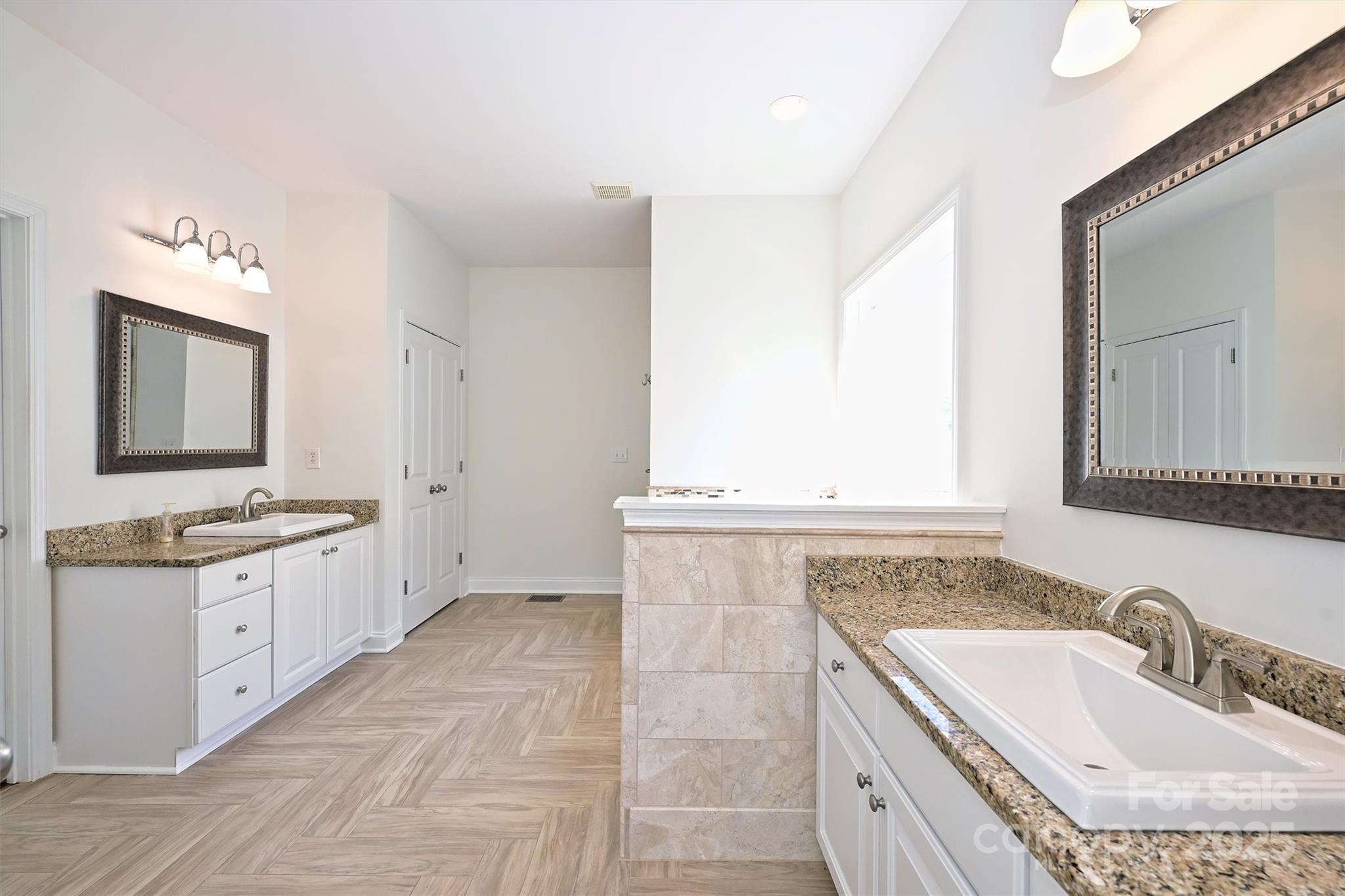 8816 Castle Cliff Drive Matthews, NC 28105 - Photo 24 of 43