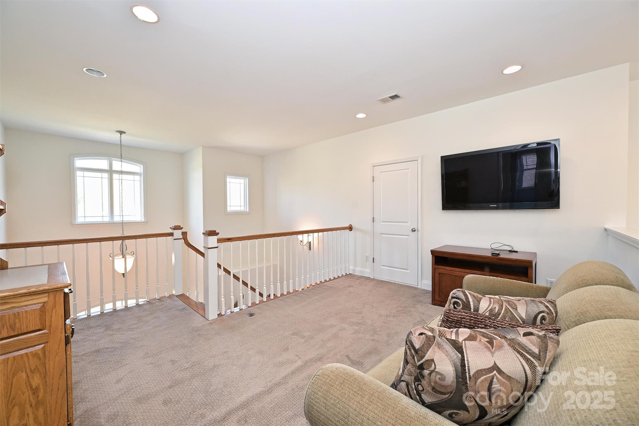 8816 Castle Cliff Drive Matthews, NC 28105 - Photo 31 of 43