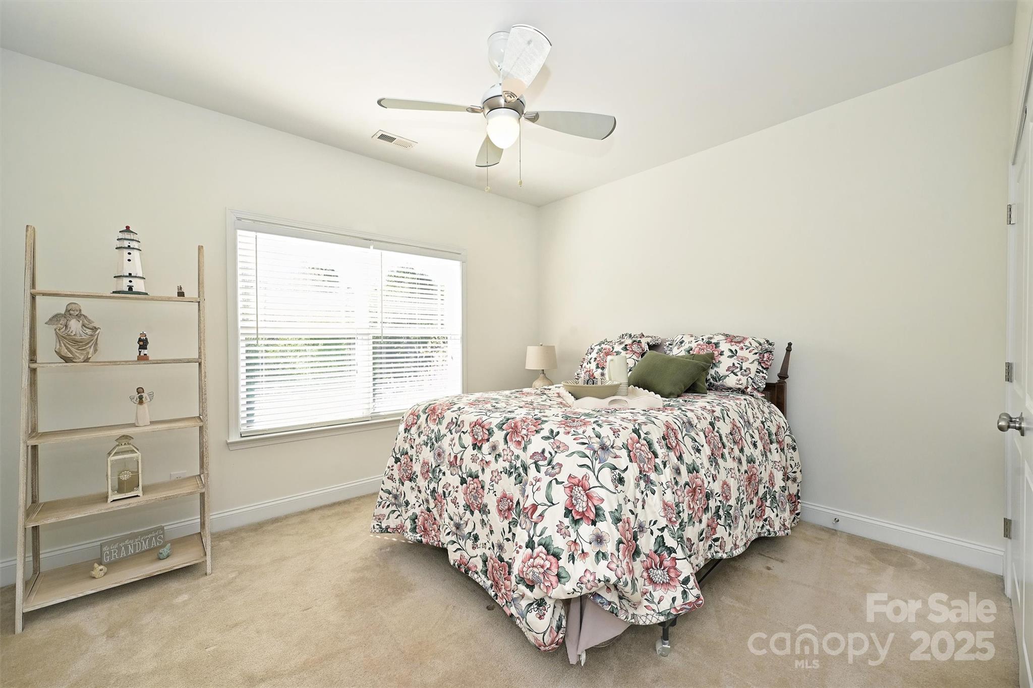 8816 Castle Cliff Drive Matthews, NC 28105 - Photo 34 of 43