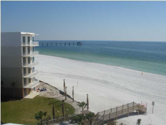 1110 Santa Rosa Boulevard, Unit A622 Fort Walton Beach, FL 32548 - Photo 21 of 27 a view of a room with toys