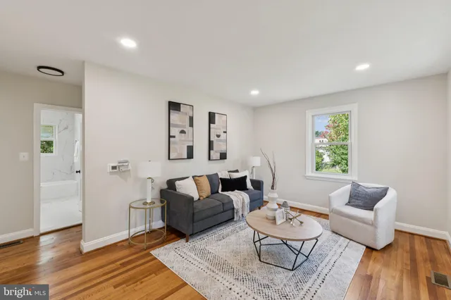 $399,450 | 4311 Elgin Court, Suitland, MD 20746