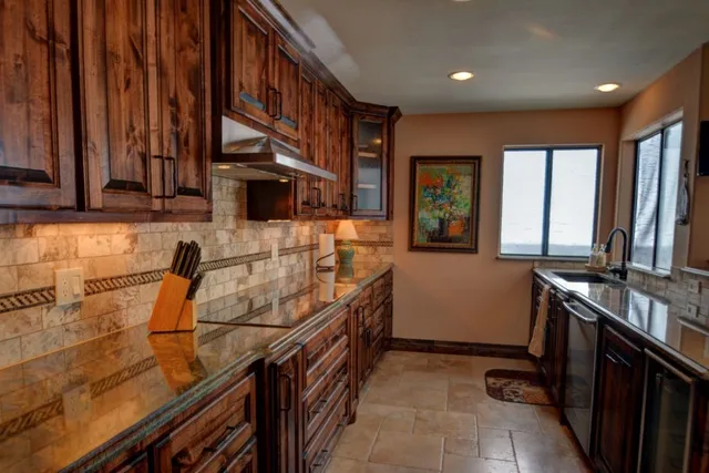 $3,000 | 2629 Calle Del Roble, Kerrville, TX 78028