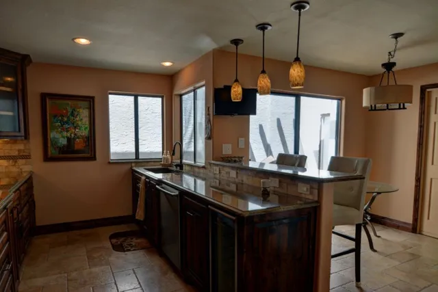 $3,000 | 2629 Calle Del Roble, Kerrville, TX 78028