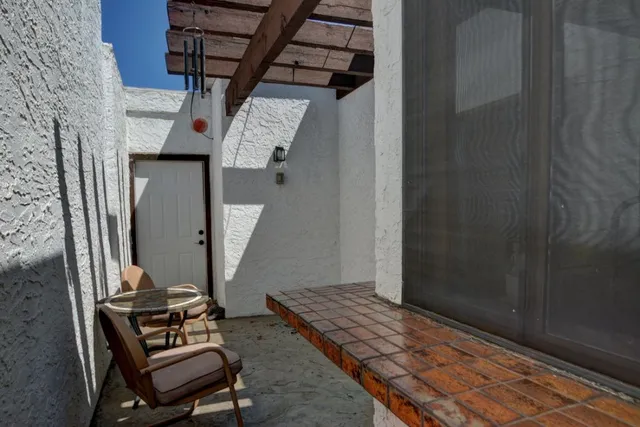 $3,000 | 2629 Calle Del Roble, Kerrville, TX 78028