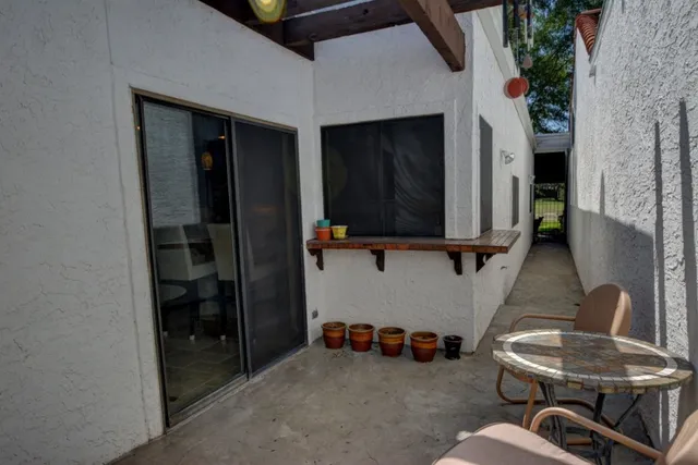 $3,000 | 2629 Calle Del Roble, Kerrville, TX 78028