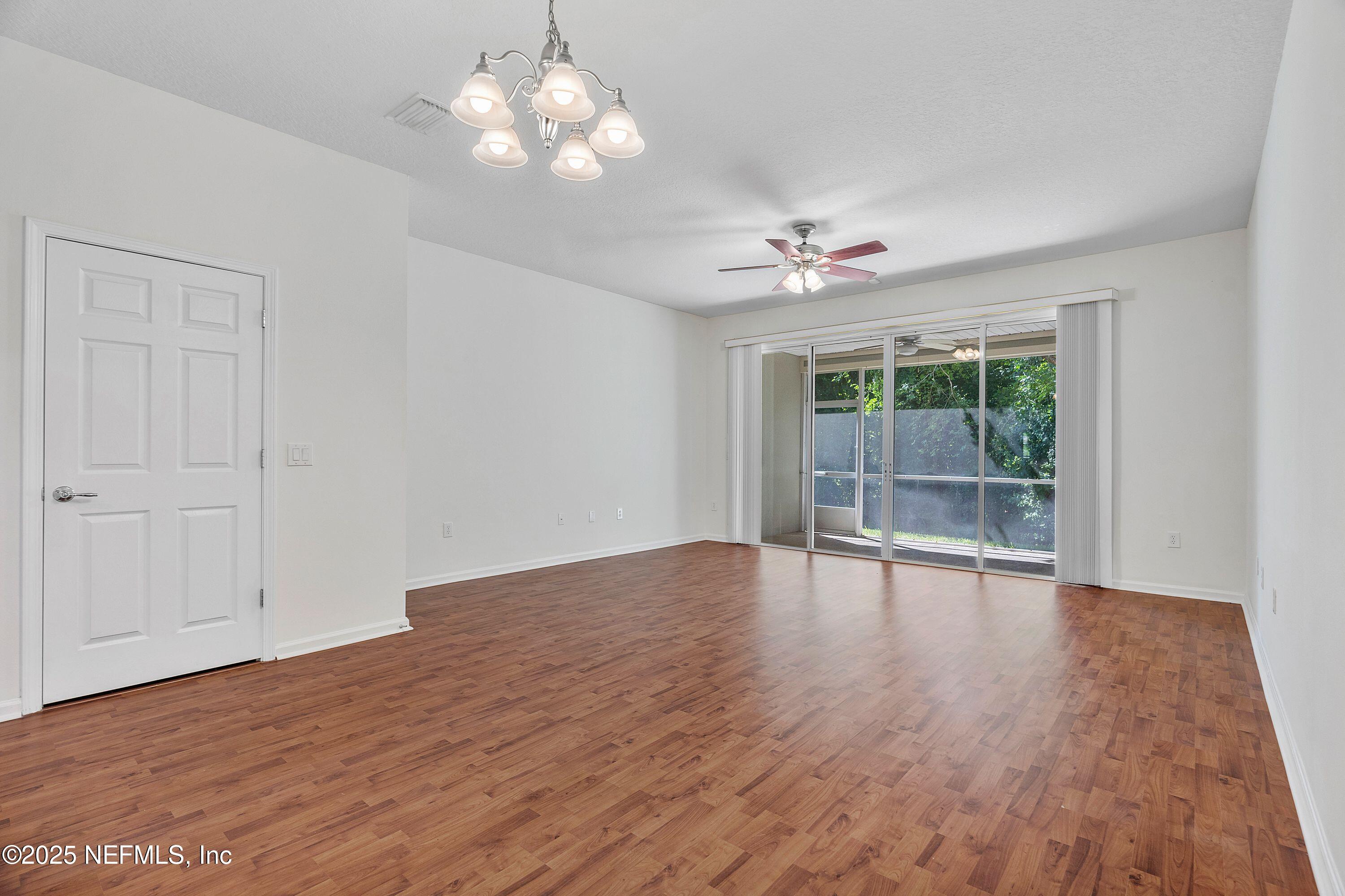 7073 Roundleaf Drive Jacksonville, FL 32258 - Photo 19 of 41 mls-7073 Roundleaf Dr-20