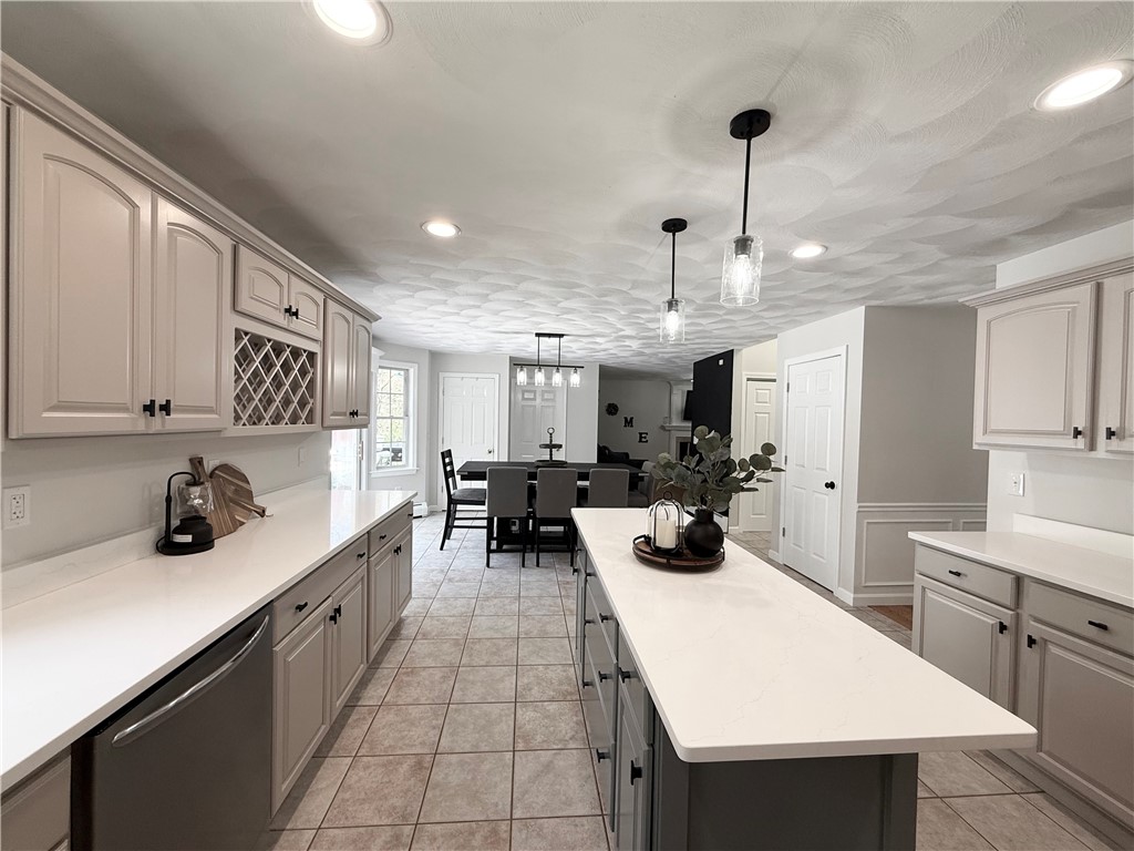 299 Robin Hollow Road West Greenwich, RI 02817 - Photo 5 of 43