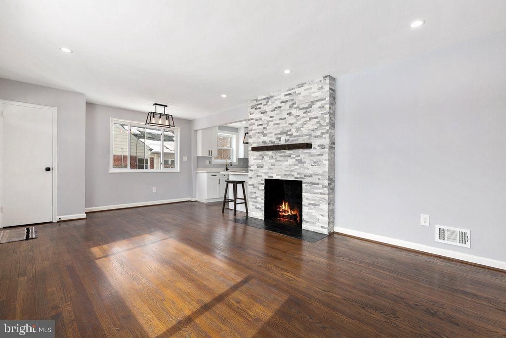 2405 Kimberly Street Silver Spring, MD 20902 - Photo 11 of 55