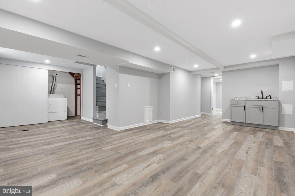 2405 Kimberly Street Silver Spring, MD 20902 - Photo 39 of 55