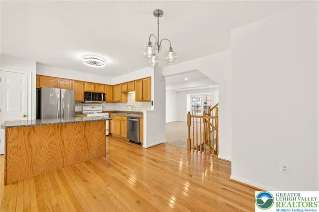 $2,600 | 4596 Jasmine Drive, Center Valley, PA 18034