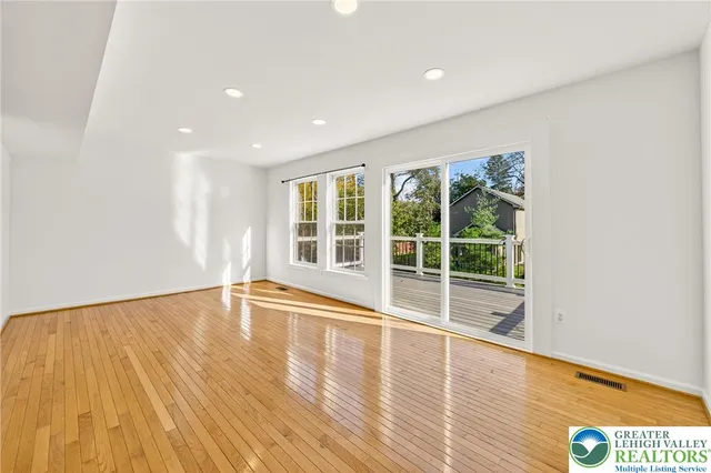 $2,600 | 4596 Jasmine Drive, Center Valley, PA 18034