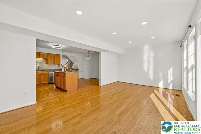 $2,600 | 4596 Jasmine Drive, Center Valley, PA 18034