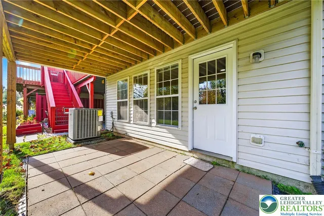 $2,600 | 4596 Jasmine Drive, Center Valley, PA 18034