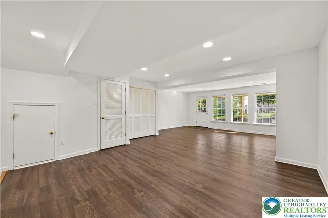 $2,600 | 4596 Jasmine Drive, Center Valley, PA 18034