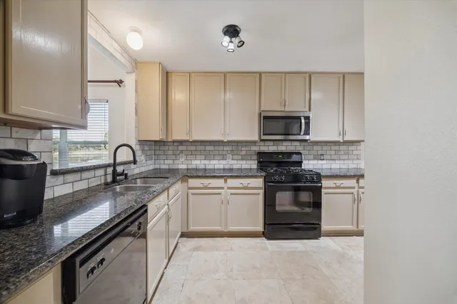 $1,999 | 17610 Prospect Meadows Drive, Houston, TX 77095