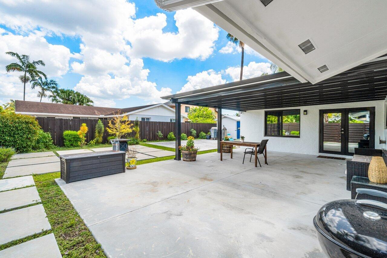 12901 Southwest 148th Street Road Miami, FL 33186 - Photo 26 of 28 backyard