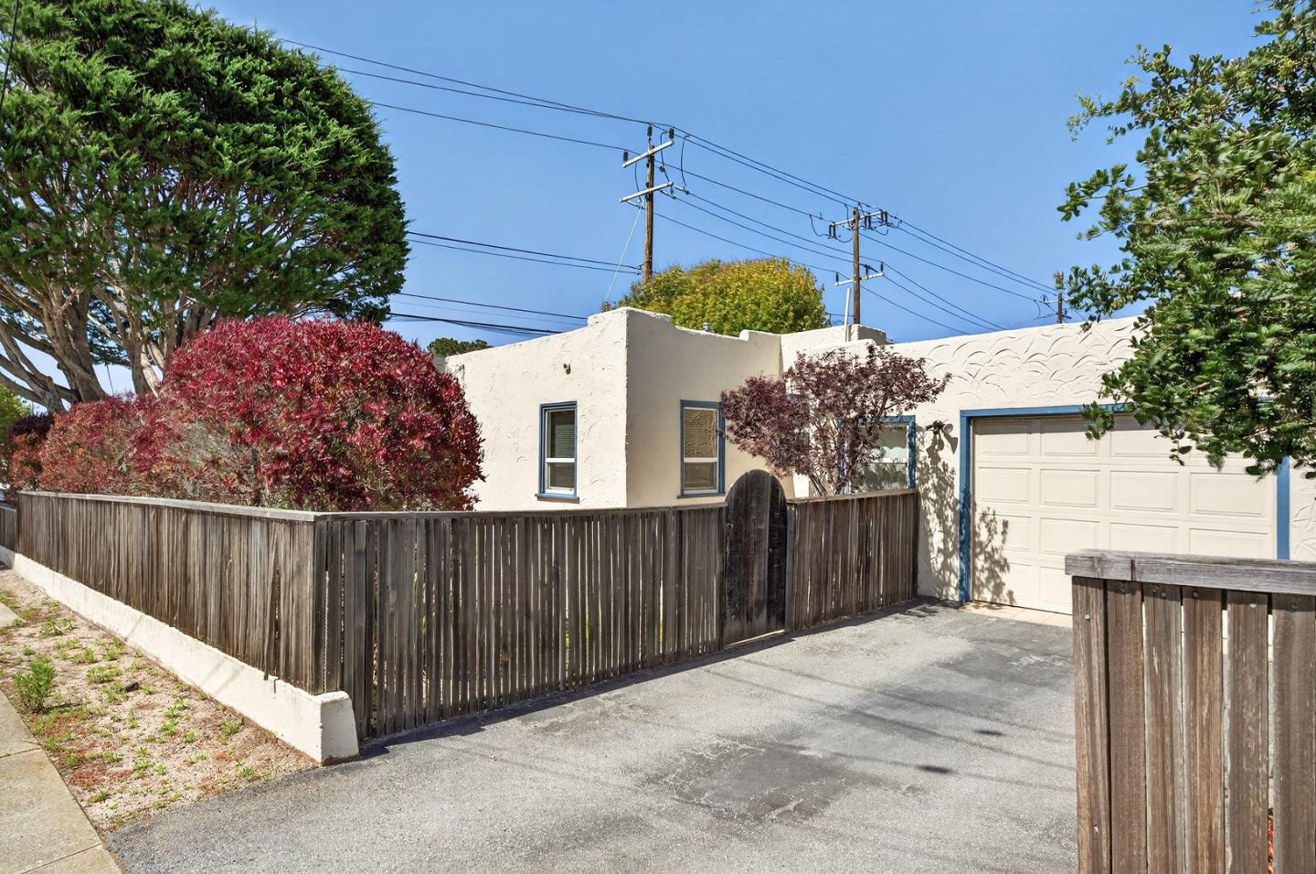 1099 David Avenue Monterey, CA 93940 - Photo 24 of 29