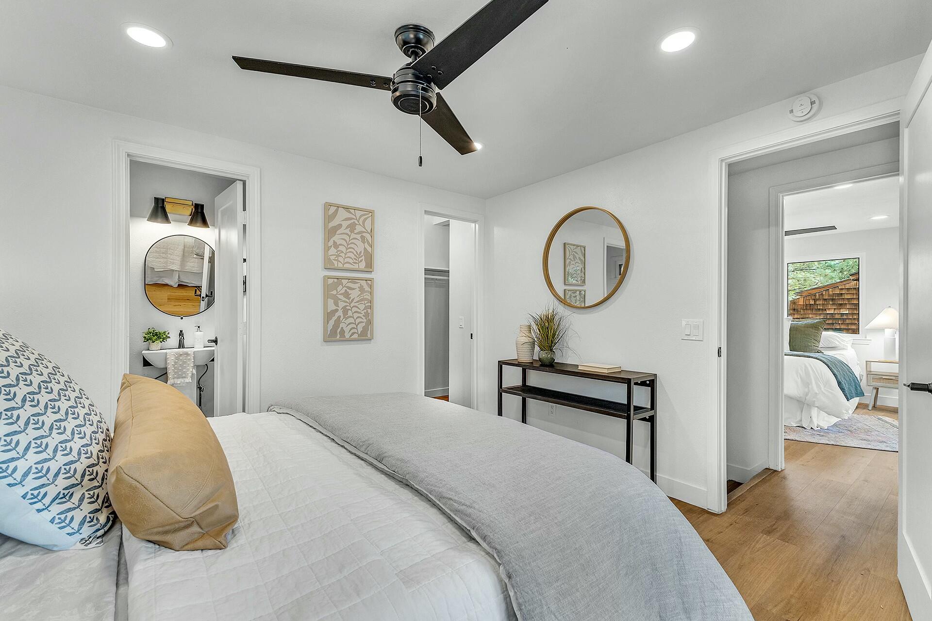52895 Cedar Drive Idyllwild, CA 92549 - Photo 22 of 44 Upstairs Primary Bedroom