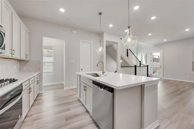 $619,990 | 8151 Challenger Lane, Frisco, TX 75034