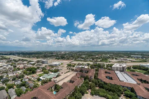 $1,119,000 | 1701 Hermann Drive, Unit 34L, Houston, TX 77004