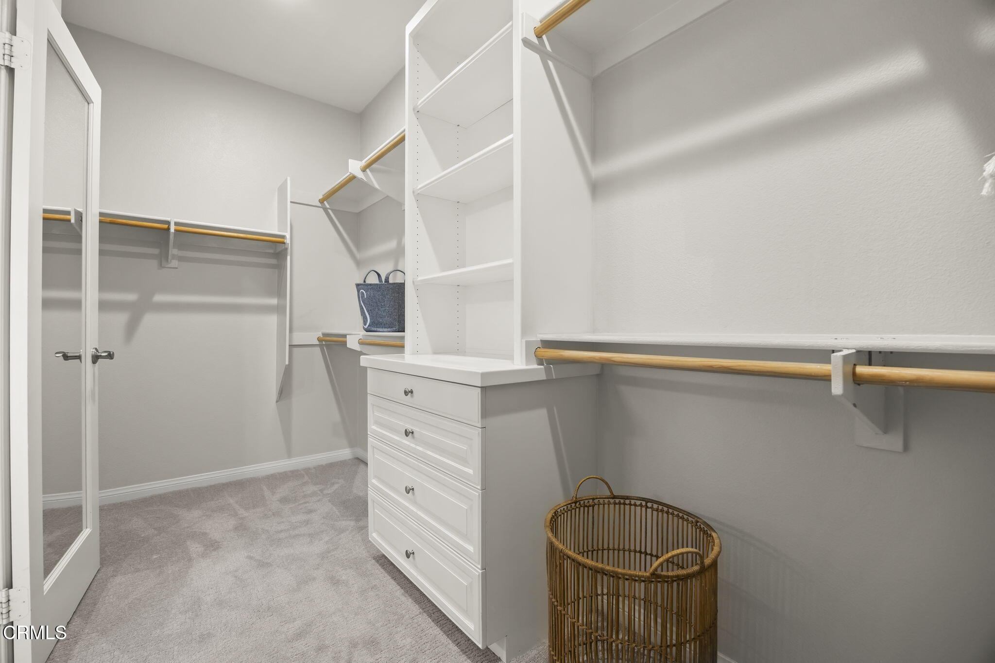 3430 North Oxnard Boulevard Oxnard, CA 93036 - Photo 32 of 53 27-web-or-mls-Upmarketmedia_3430Oxn-81