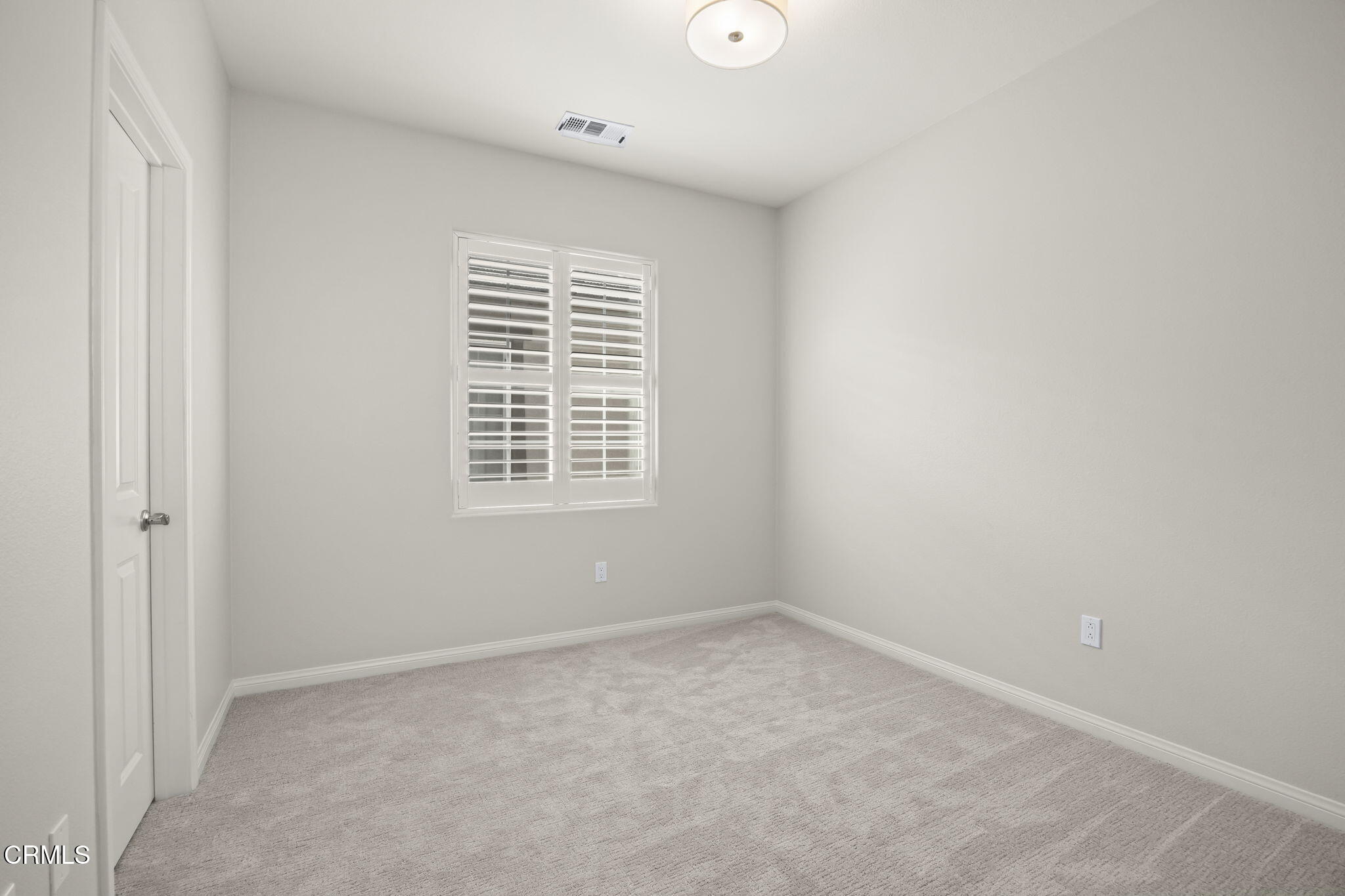 3430 North Oxnard Boulevard Oxnard, CA 93036 - Photo 37 of 53 31-web-or-mls-Upmarketmedia_3430Oxn-93