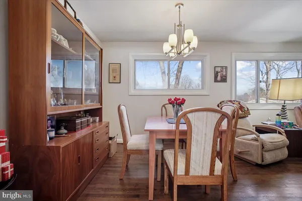 $775,000 | 7706 Bristow Drive, Annandale, VA 22003