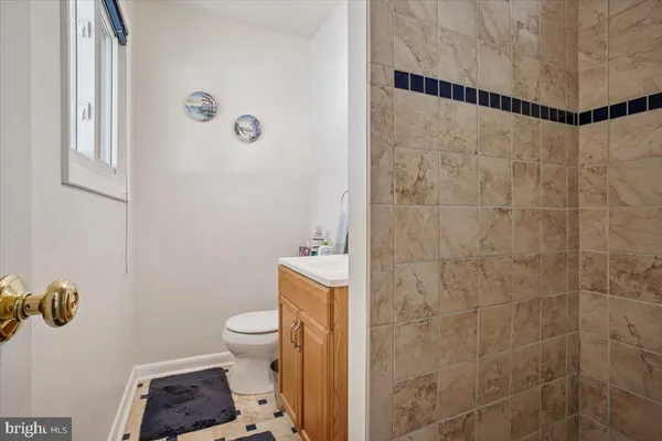 $775,000 | 7706 Bristow Drive, Annandale, VA 22003